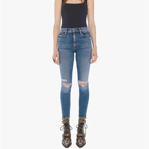 Mother Jeans The Stunner Zip Ankle Fray Roughing It